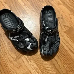 CROCS | Shoes | Adult Black And Gray Camo Shoes New | Poshmark display picture 3